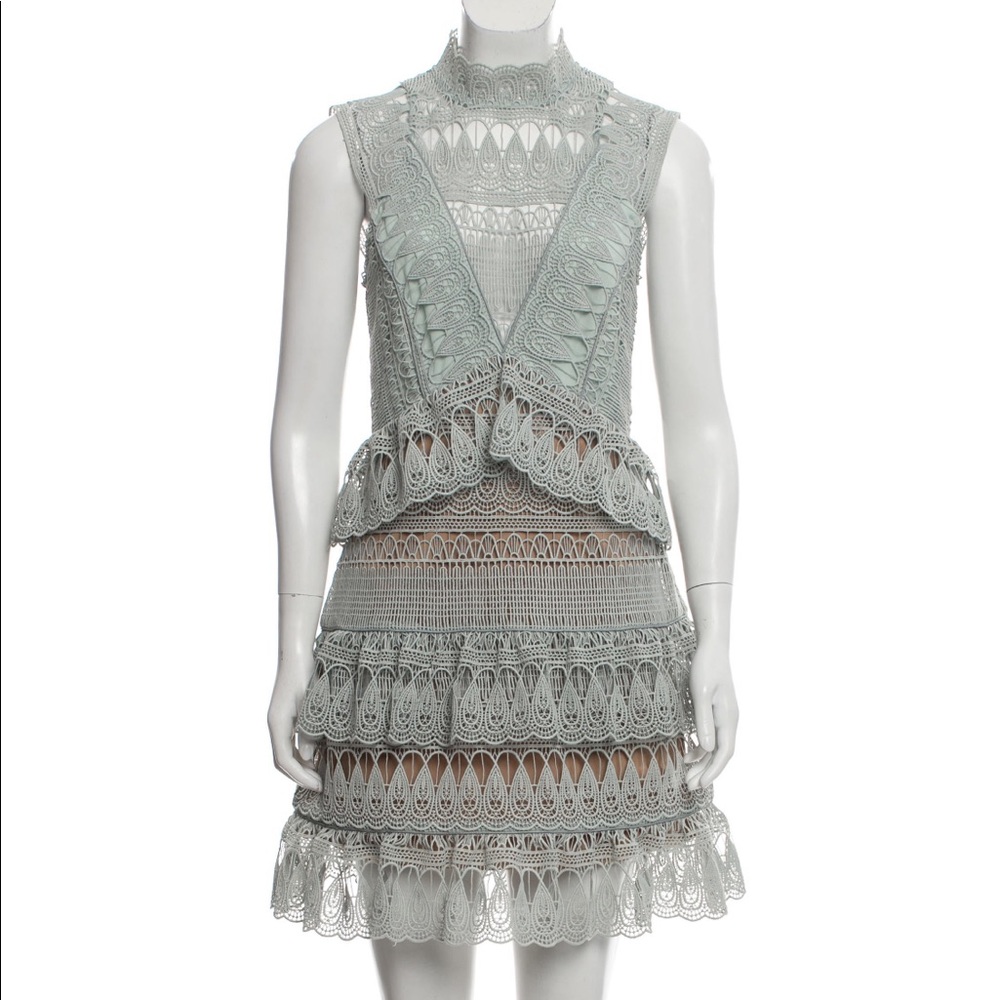 Like New Self-Portrait lace dress Size 2 worn once